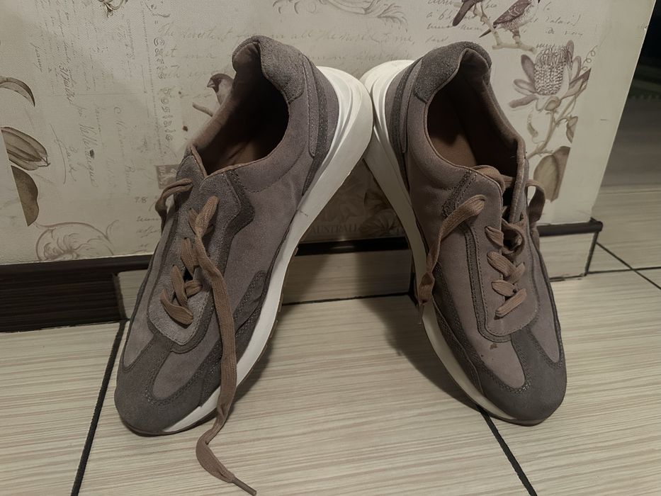 Papuci*pantofi casual*adidasi*incaltaminte barbati marimea 44 Reserved