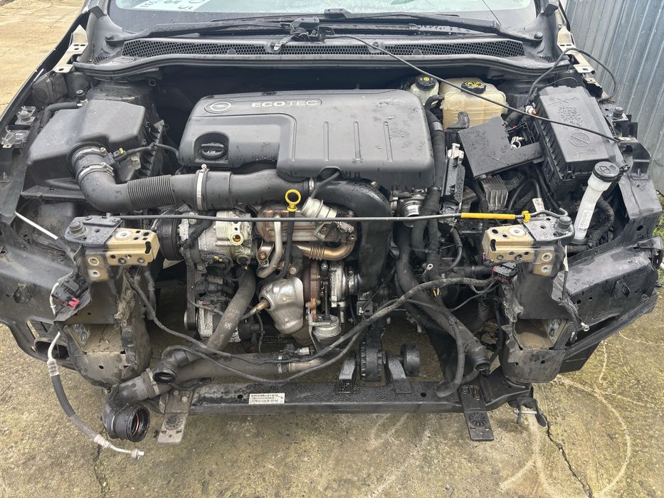 Motor Ooel adtra j Sport Tourer 1.7  DTS   96 kw 131 co