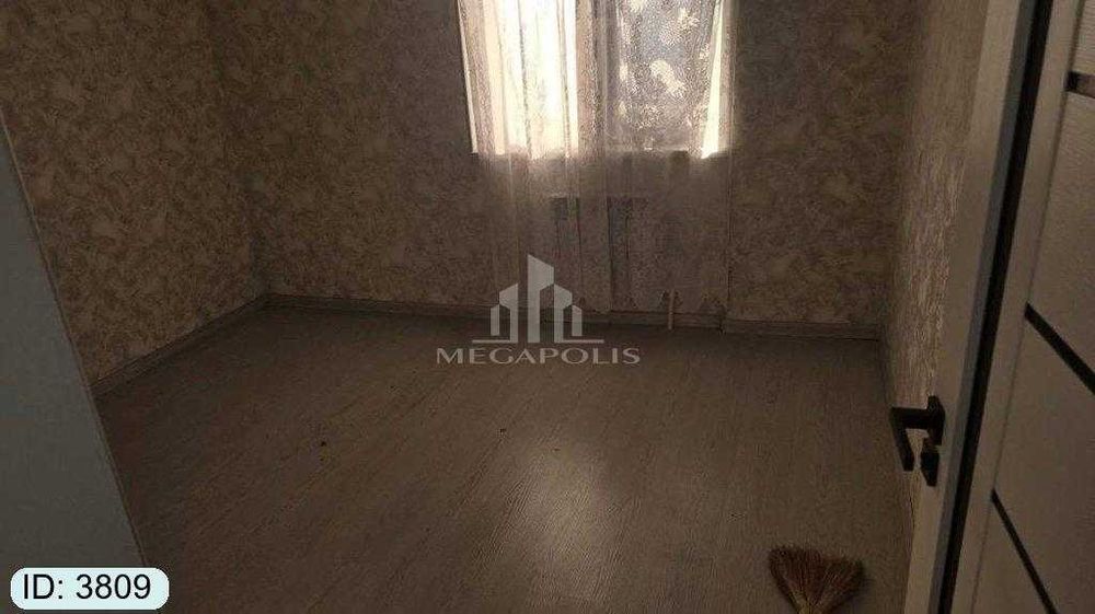 Buxoroda 2 xona arzon kvartira sotiladi №3809