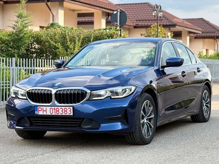 BMW Seria 3 G20 Plug in hibrid 292 cai, Faruri Laser, Piele, Head-up display