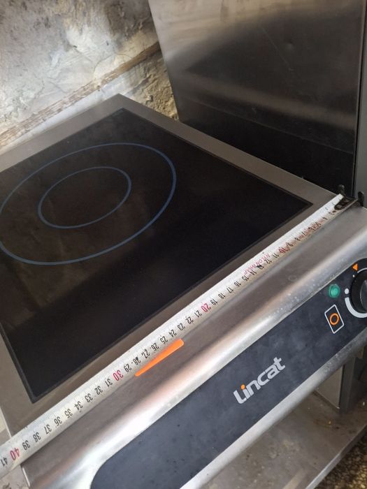Индукционен котлон професионален LINCAT