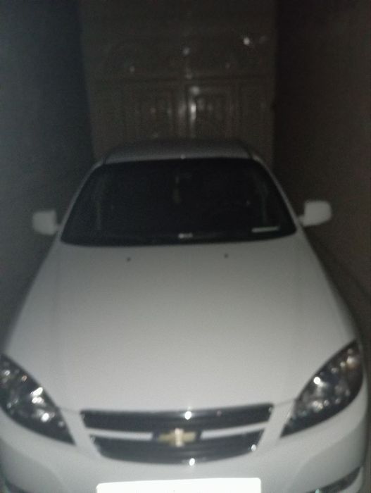 Jetra ranhi oq naxtga sotiladi