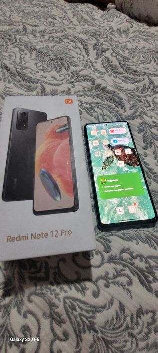 Продам телефон б/у