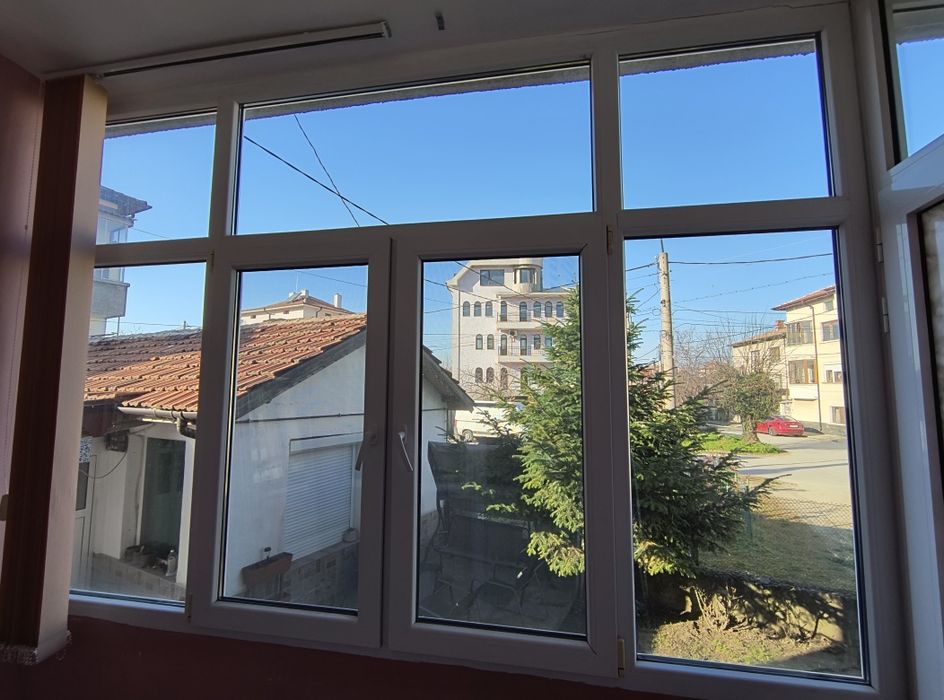 Дограма PVC и алуминиева - 250 евро и 150 евро