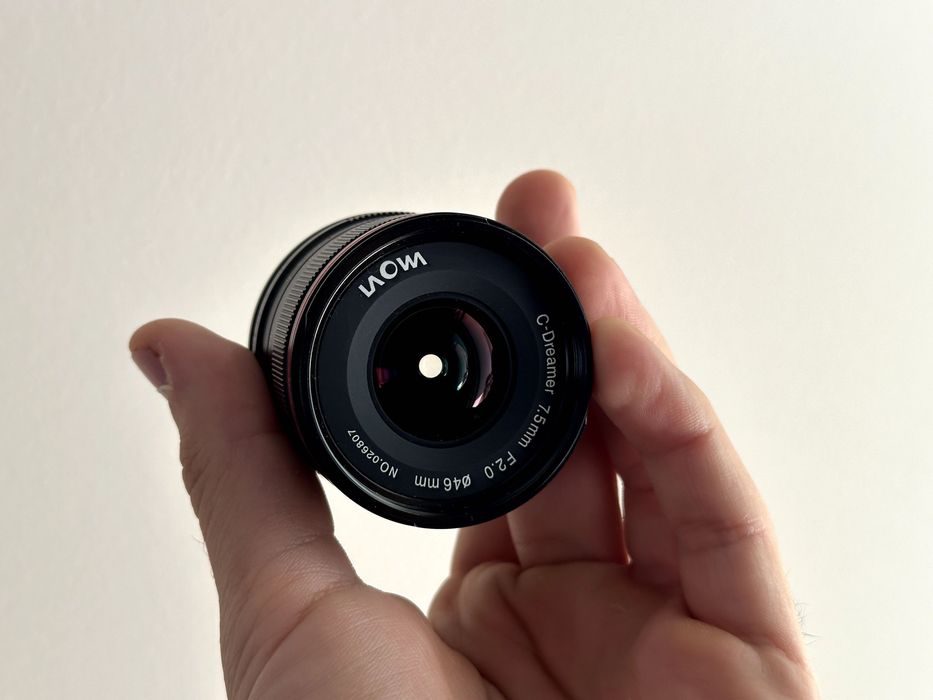 Obiectiv Laowa 7.5mm f/2 MFT + ND filtru cadou