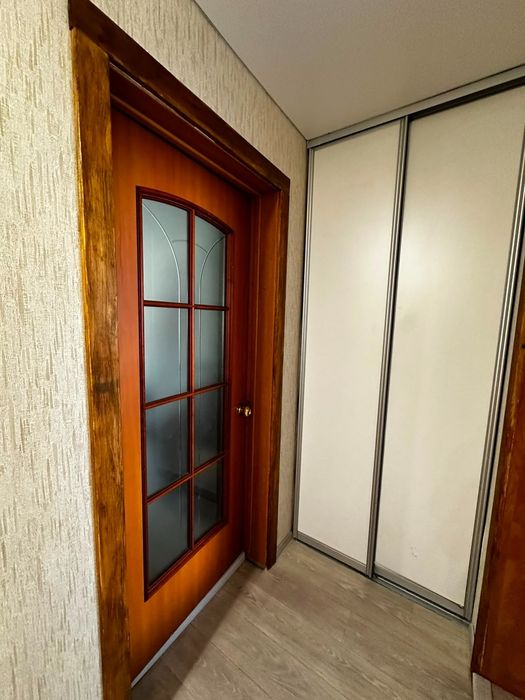 Продам 3 ком квартиру 2/5 в р-оне Бэста