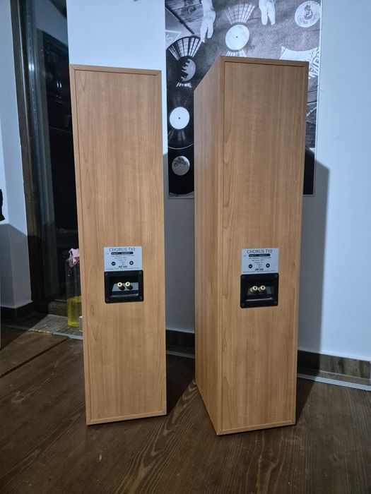 Focal Chorus 710 boxe de podea