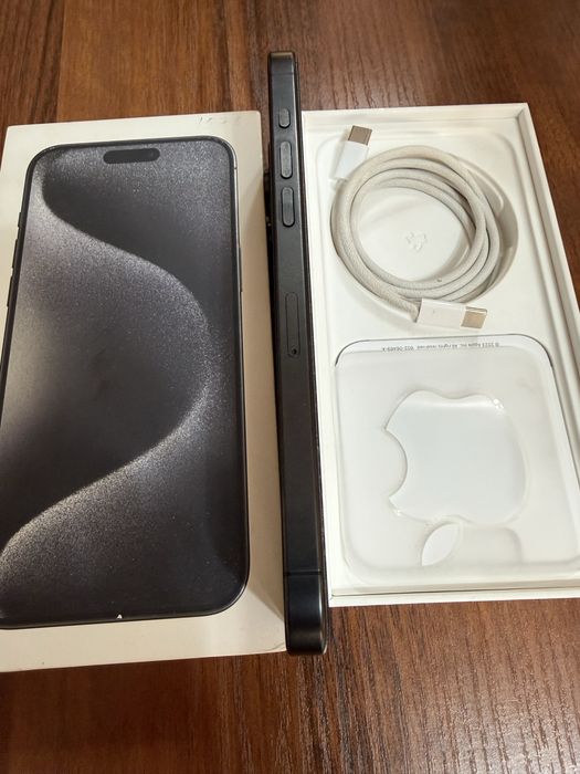 15 pro max black 256