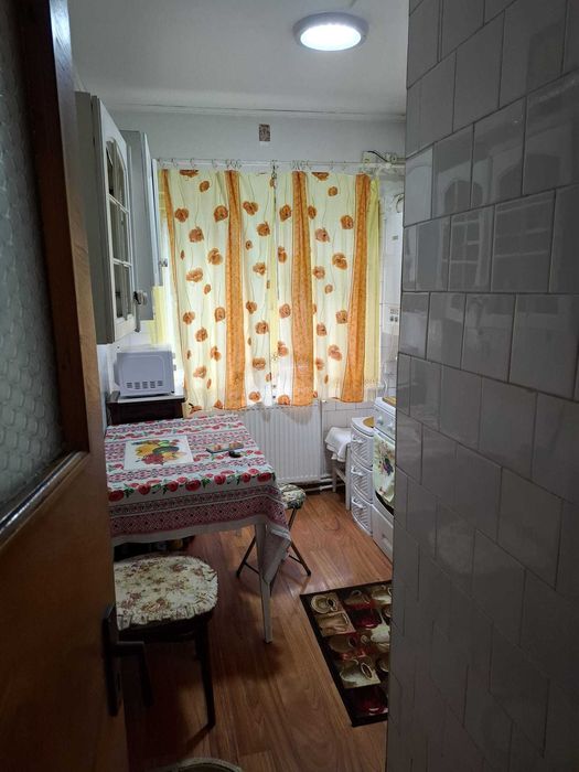 Apartament 3 camere,etaj 3/4 ,zona Gării
