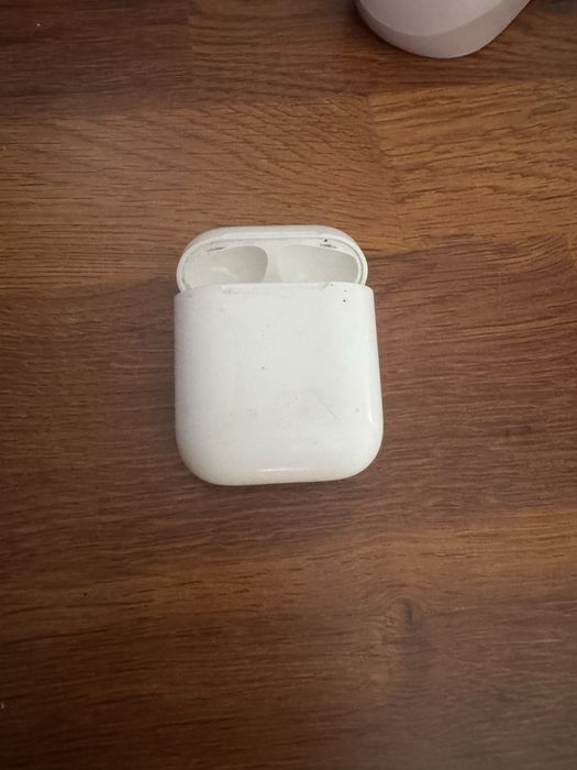 Кейс от airpods, с чехлом