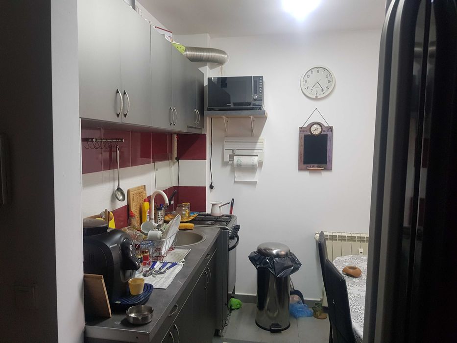 Vand sau schimb cu casa apartament decomandat 52M2.