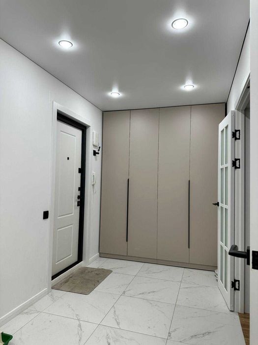 Продам 3комн кв. в 5 микр.