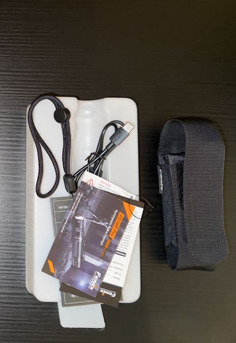 Lanterna Fenix PD45R ACE