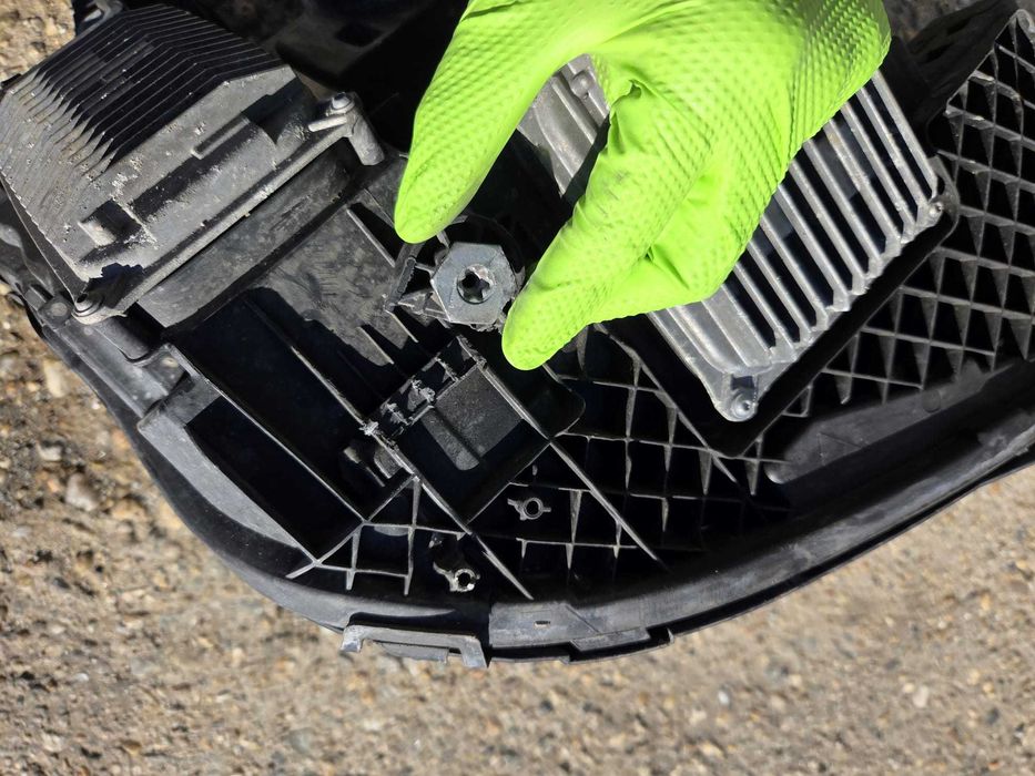 Far stanga Mercedes E-Class  W213 C238 W238 multi beam BLUE