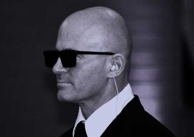 предлагам услугата Лична охрана + шофьор