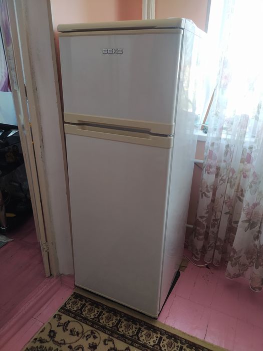 Холодильник BEKO