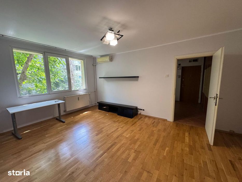 Inchiriere apartament 3 camere Drumul Taberei metrou Raul Doamnei — fotografia 1