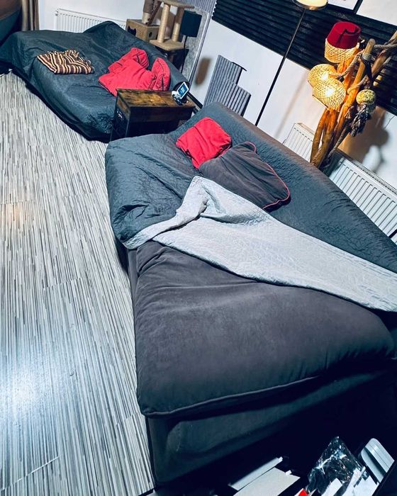 Canapea modulară super confortabilă (4 metri) + Perne și Pături incluse!