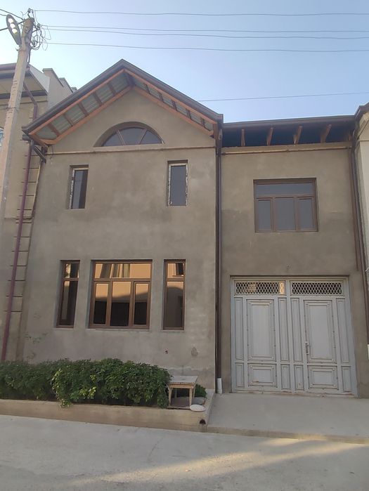 Назарбек Харакат махалла Уй 2 этаж 6 хонна