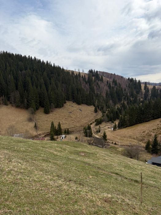 Vand parcele teren intravilan cu utilități Muntele Bocului