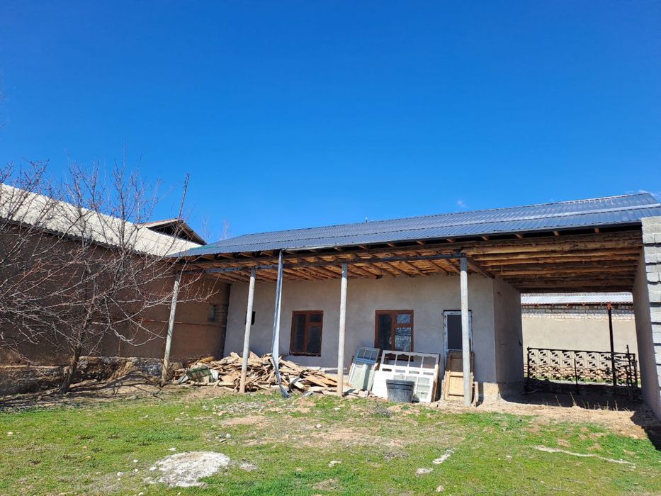 Hovli uy joy Sotiladi Oqtosh