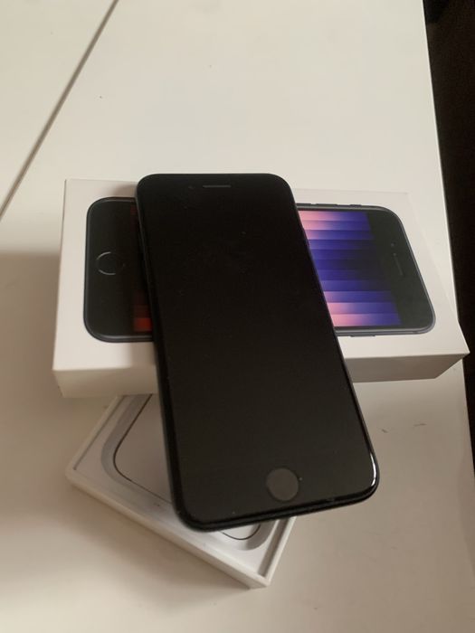 Se vinde Iphone SE gen 3