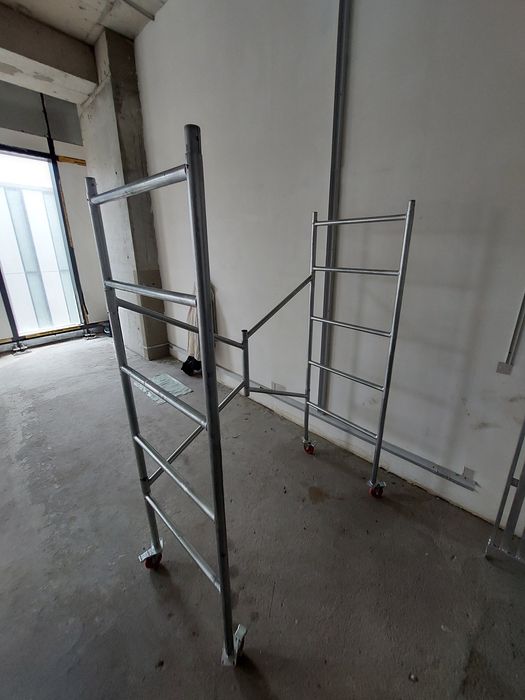 Строительные универсальные леса