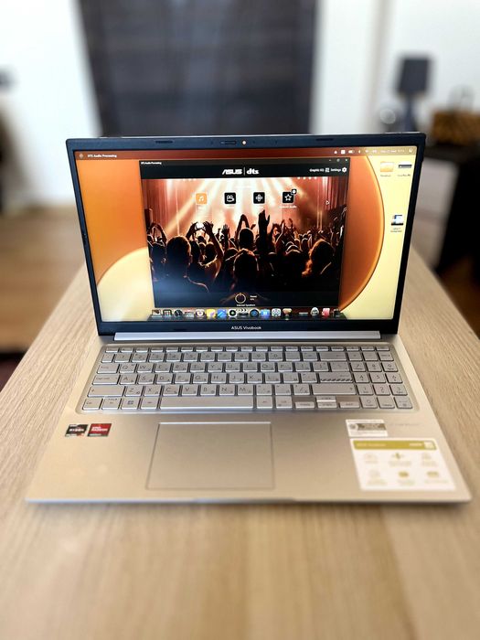 ASUS Vivobook 15 \ Windows 11 Pro \ Office 2024 Pro+