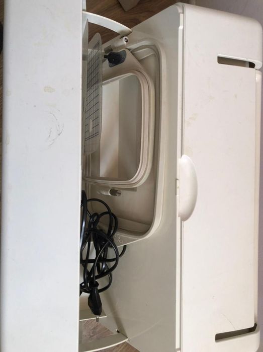 Швейная машина продам