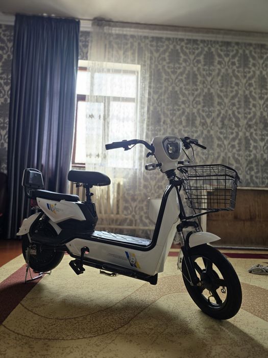 Продаётся электоро скутер Мадэль Эверест