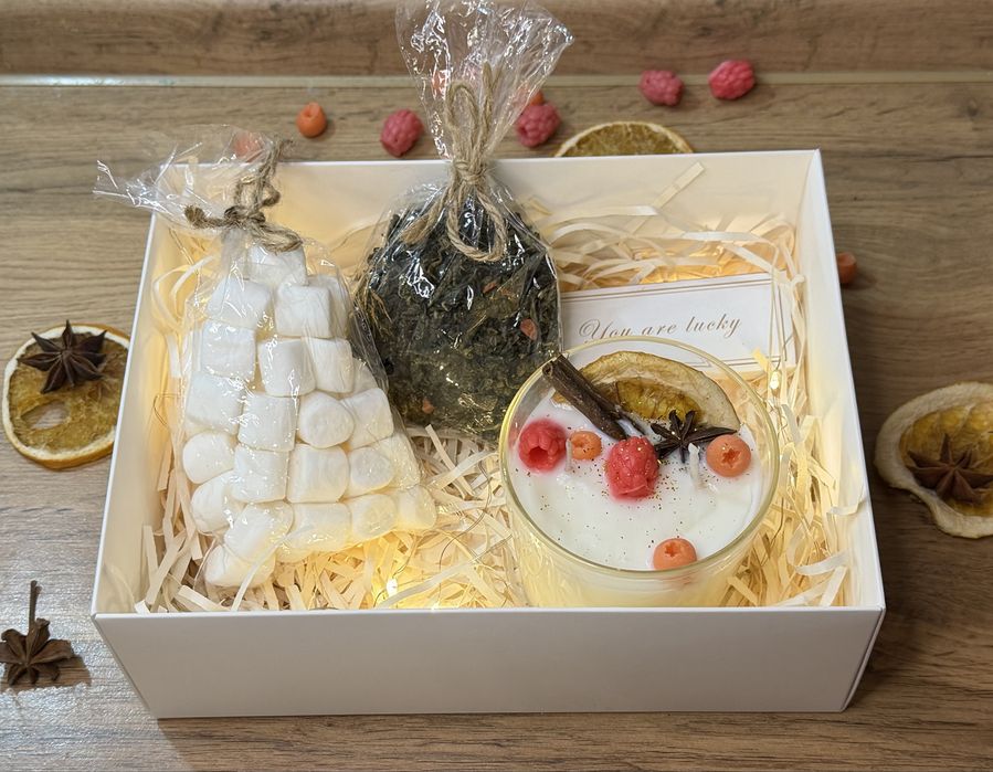 Новогдний подарок/бокс