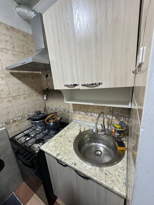 Аренда Юнусобод 12 Туркистон метро  Олма оила Кизларга йигитларга