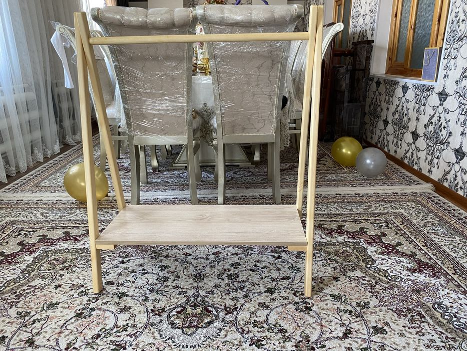 Вешалка детская напольная