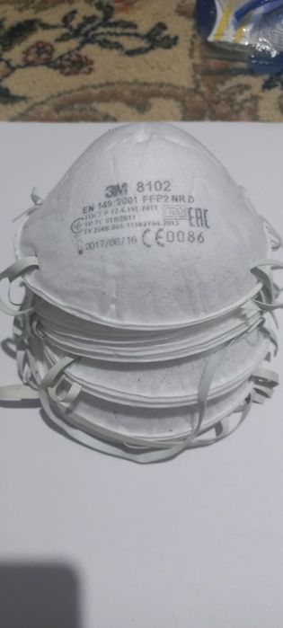 Маски респираторные, разные.