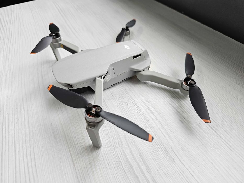 Дрон DJI Mini 2 4K
