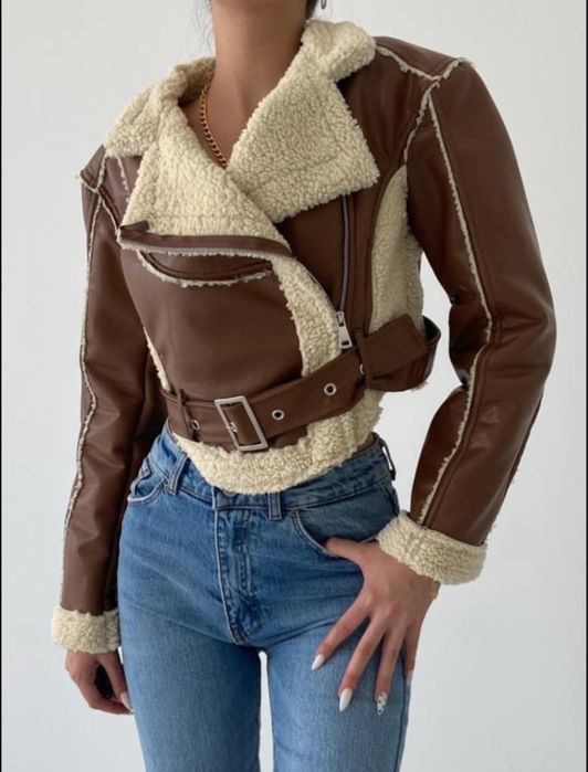 Кожено кафяво яке