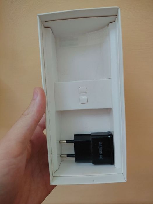Самсунг А31 4/64