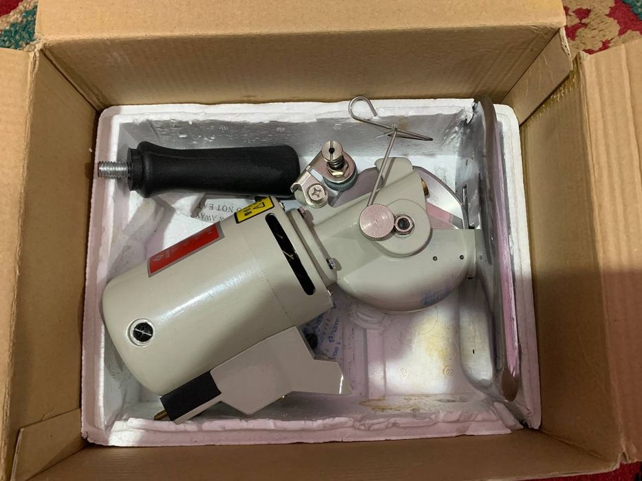 Bichuv qaychi yangi xolati ideal