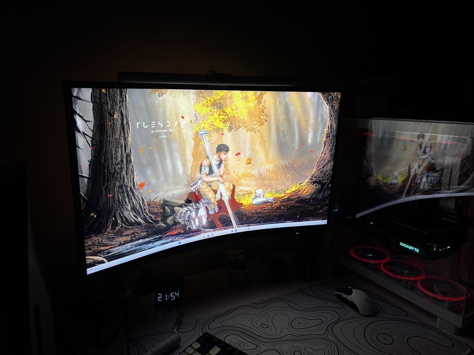 Монитор Samsung Odyssey G7 Neo 32”