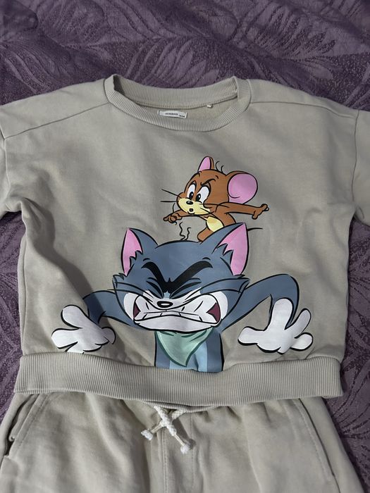 Детско костюмче