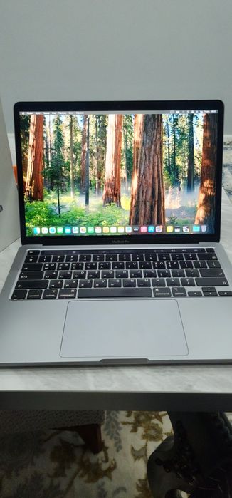 Macbook Pro 2020-yil