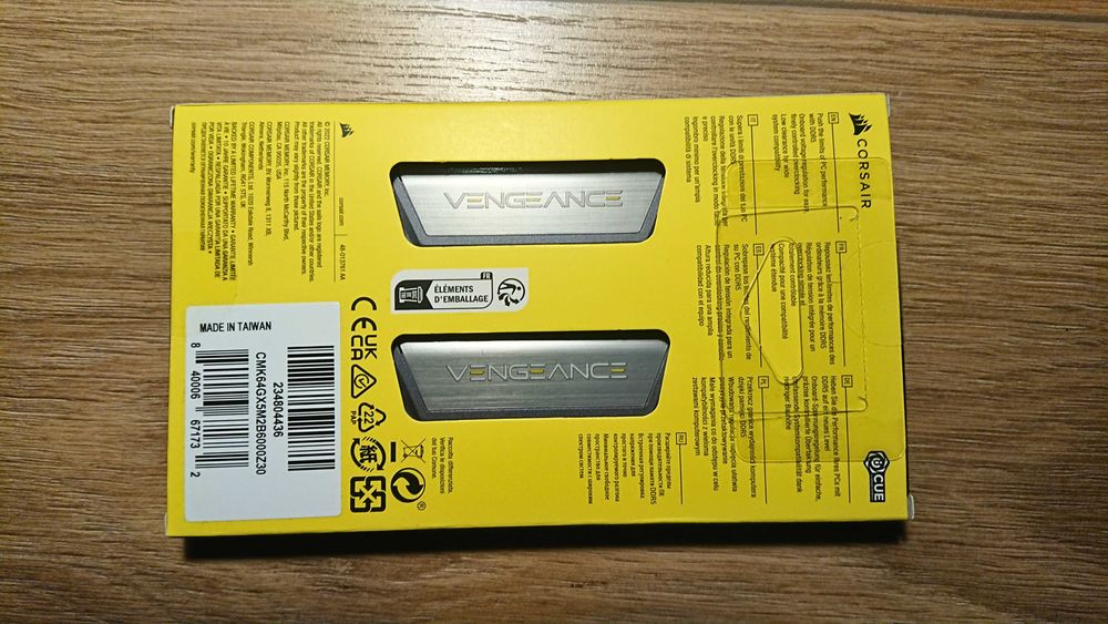 DDR5 RAM памет 64GB (Kit 2x32GB) 6000 CORSAIR Vengeance EXPO CL30, в Гаранция !