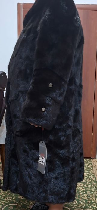 Продам Норковую шубу, классика,