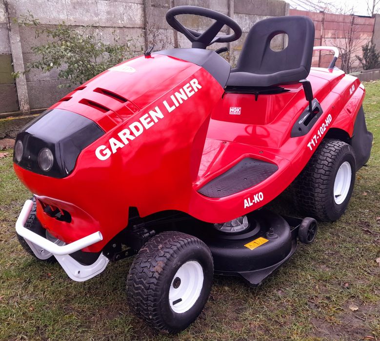 Tractoras  tuns iarbă Alko  Garden Liner 16,5Hp Hydrostatic 105cm
