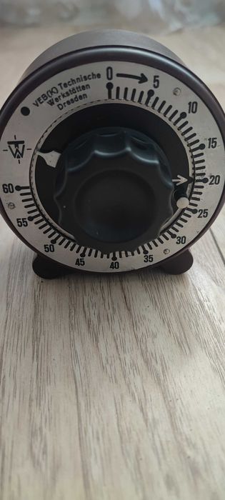 Бакелитени таймери-60 min.DDR