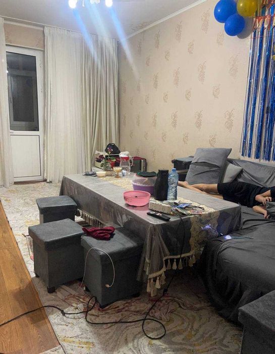 Яшнободда 2 хонали квартира сотилади