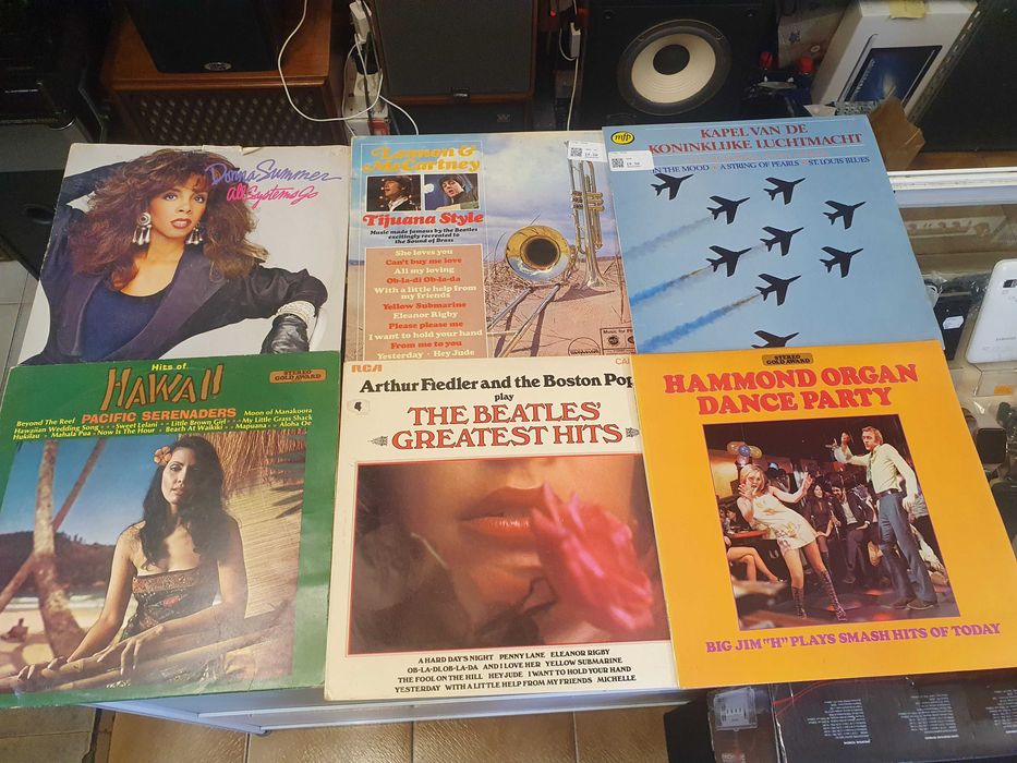 Грамофонни плочи По 25лв./бр. В отлично състояние. Lionel Richie, Elv