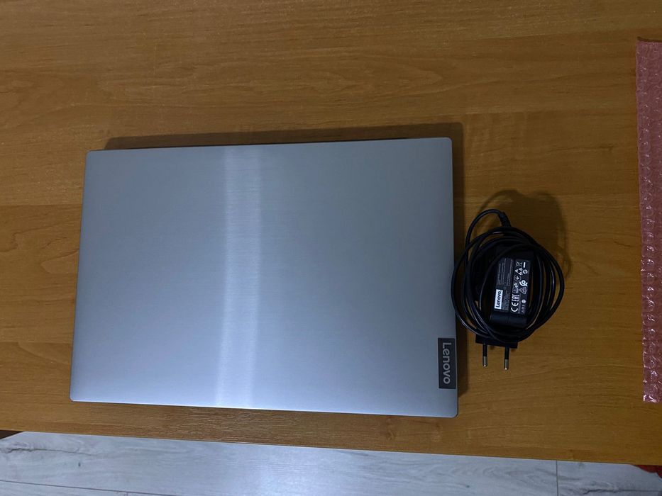 Продам ноутбук lenova ideapad s145