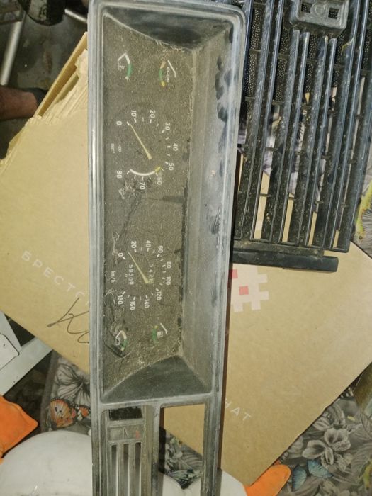 Продам щиток приборов ваз 2107