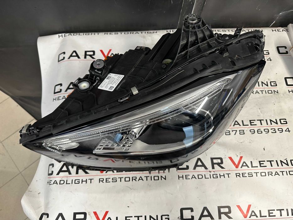 Фар фарове ляв Mercedes C klasse W206 Мерцедес 206 DIGITAL LIGHT far